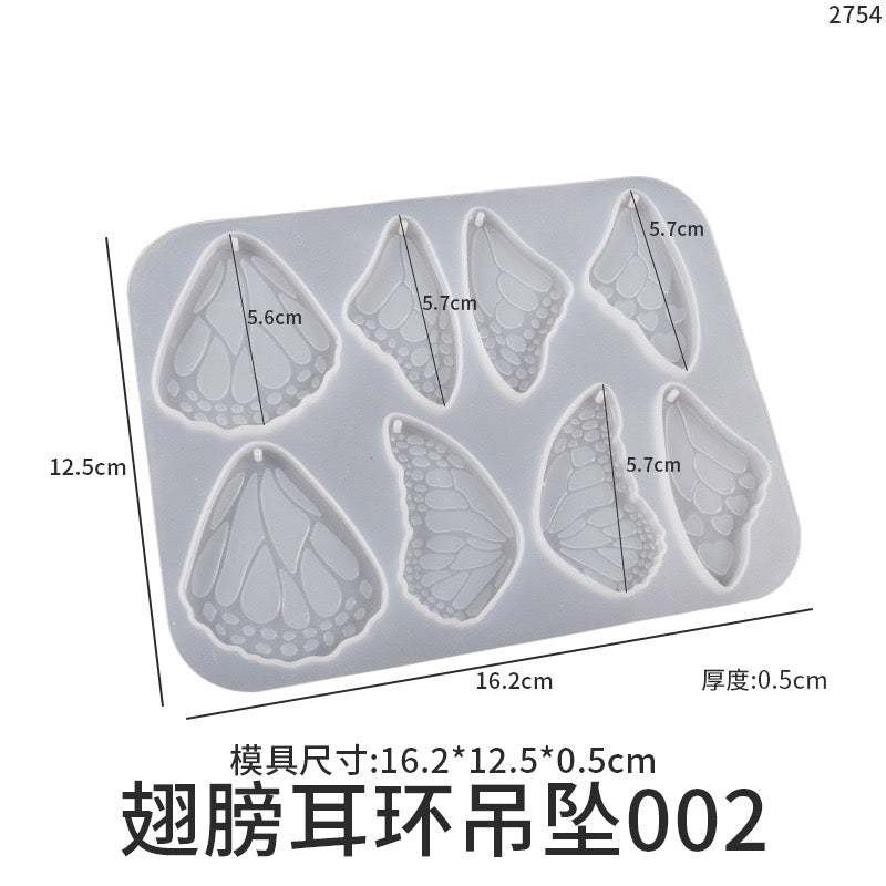Versatile Resin Mold for Customized Pendants and Charms