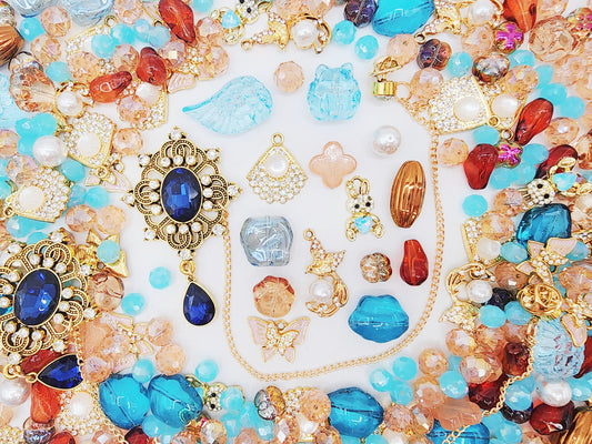 [Express] Giant Luxury: Officer Bunny