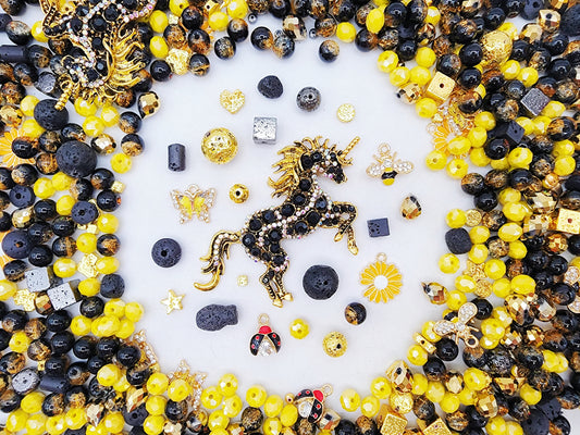 [Express] Giant Luxury:  Unicorn Garden