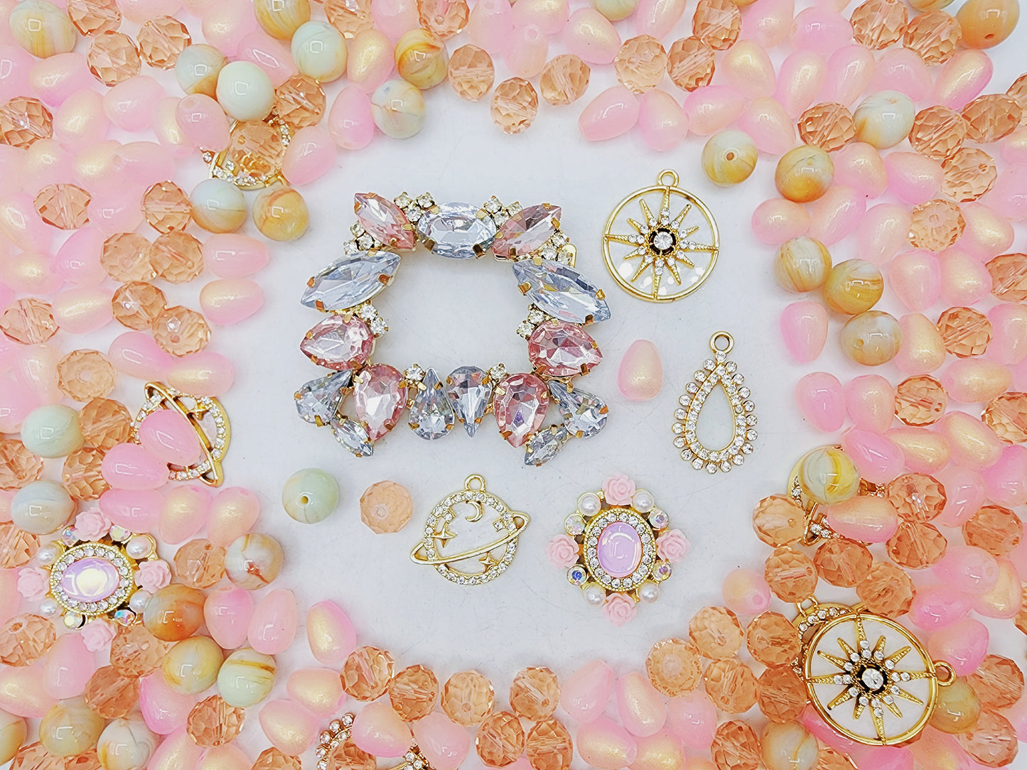 [Premium] Giant Luxury: Become Lady