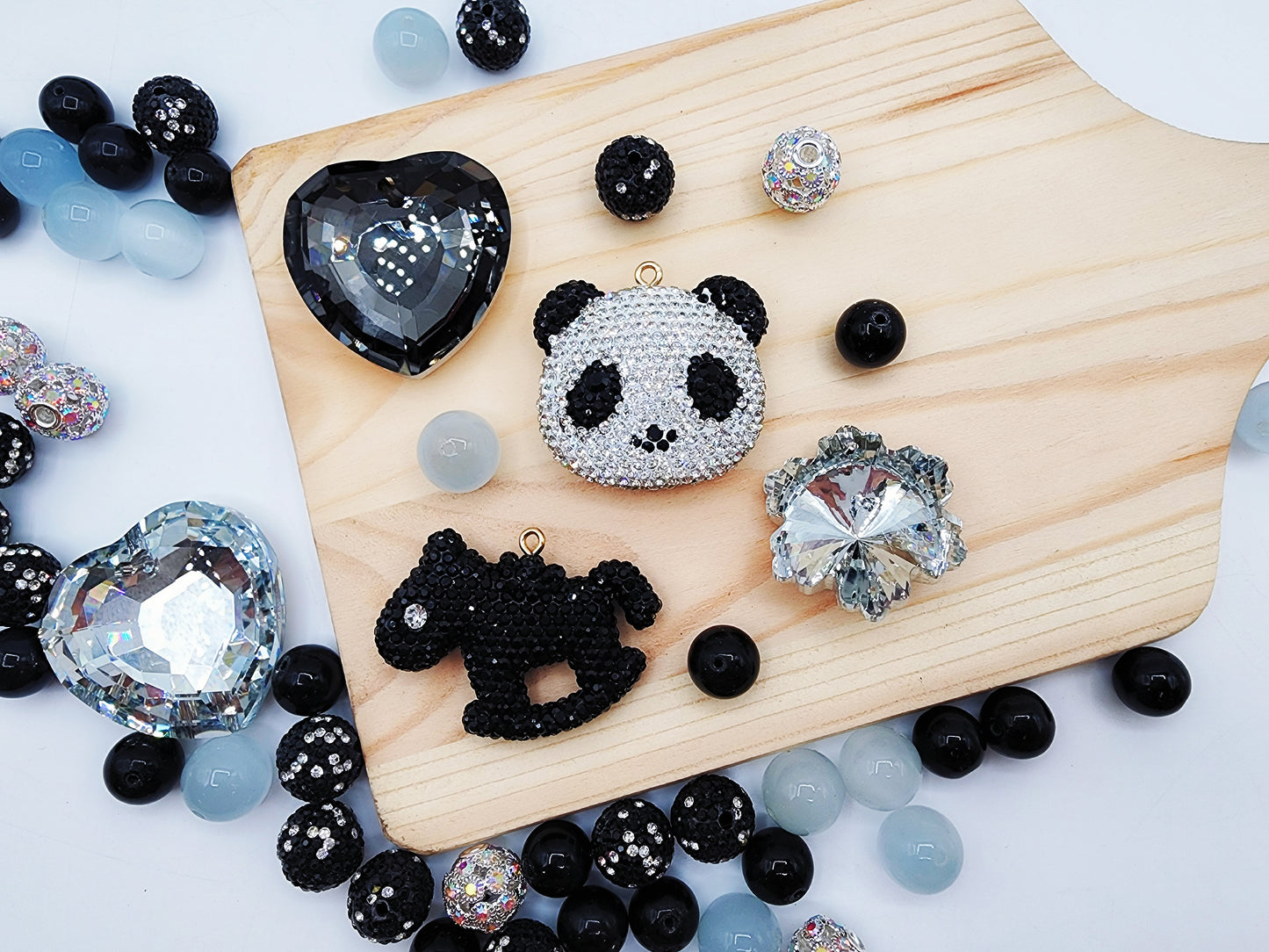 [Express] Luxury Max: Midnight Panda