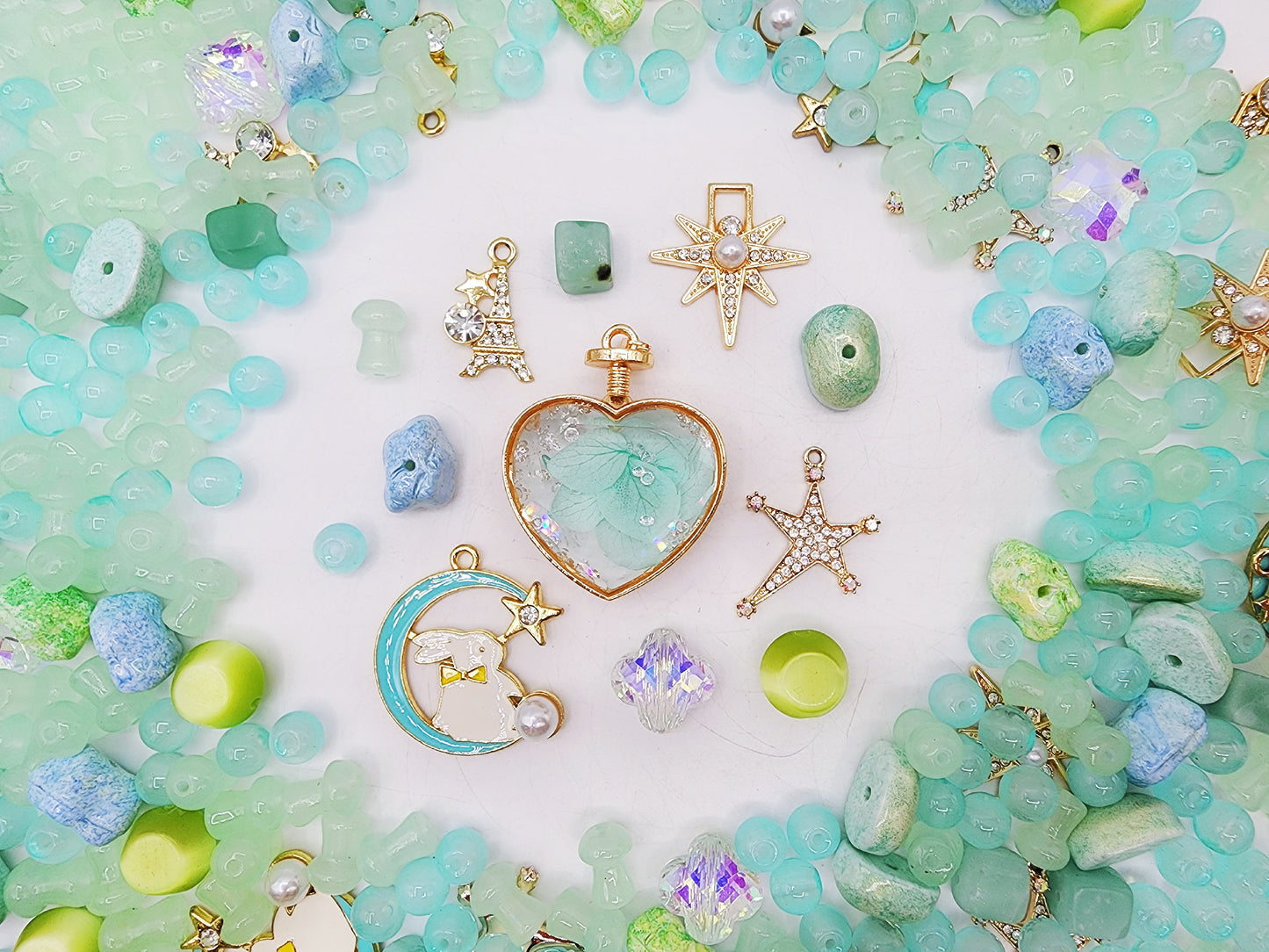 [Express] Giant Luxury: Sea Glass