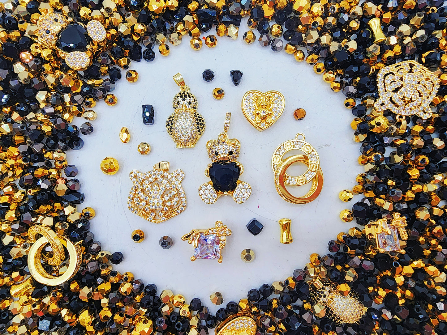 [Premium] Luxury: Golden Dynasty