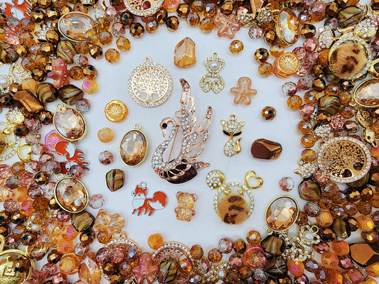 [Premium] Giant Luxury: Champagne Woodland
