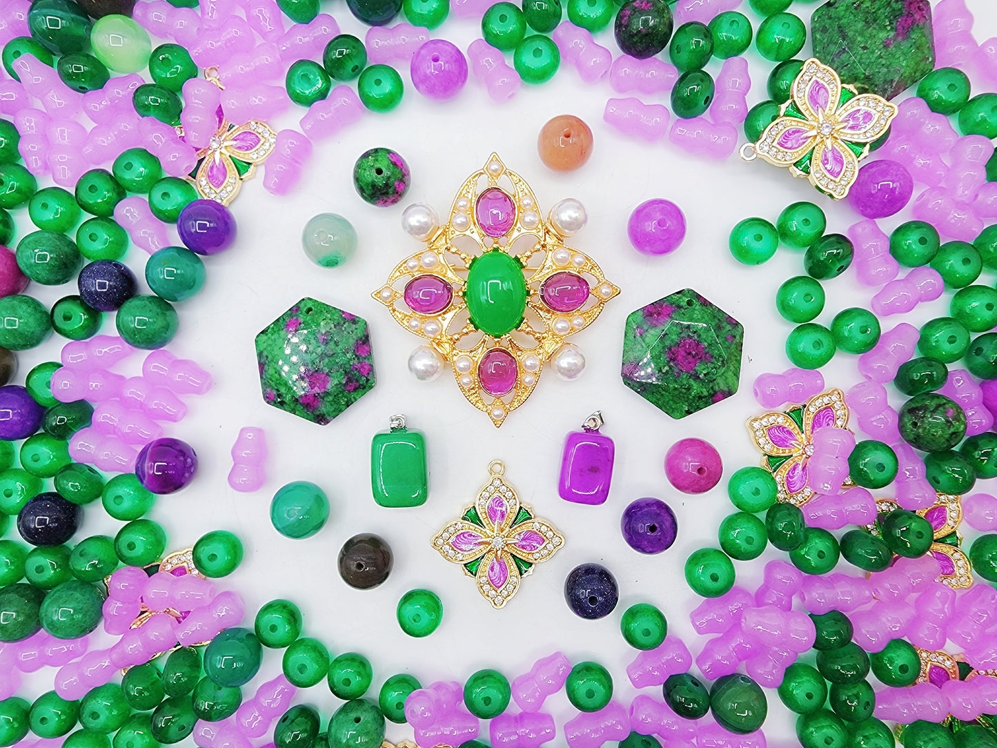 [Express] Giant Luxury: Mystic Flora