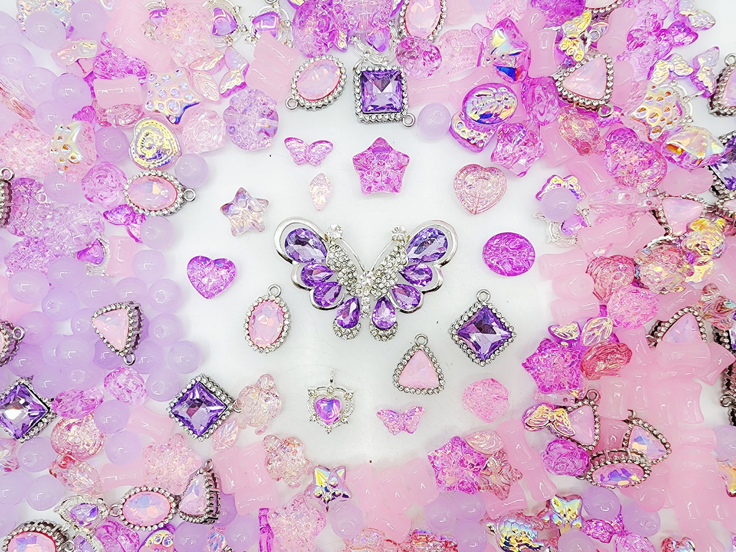 [Express] Giant Luxury: Pinky Butterfly