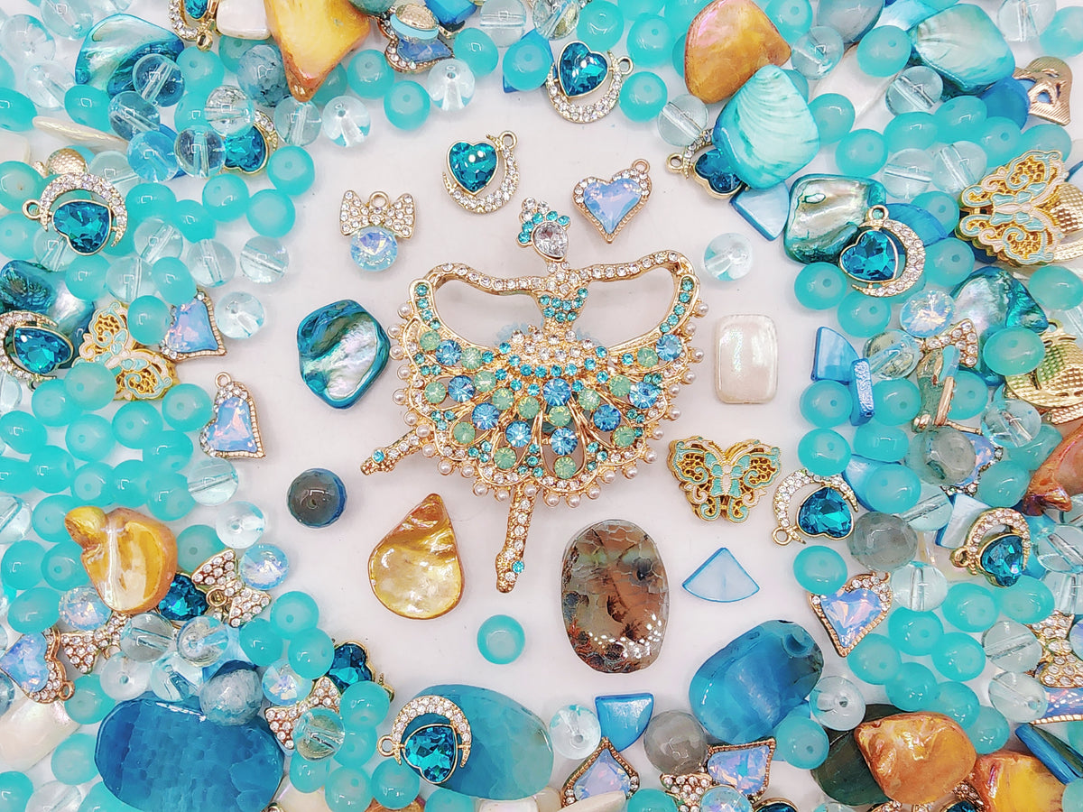 [Express] Giant Luxury: Blue Waltz