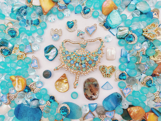 [Express] Giant Luxury: Blue Waltz