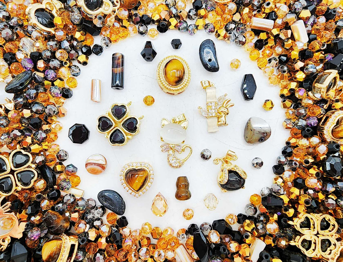 [Premium] Luxury: Golden Enigma