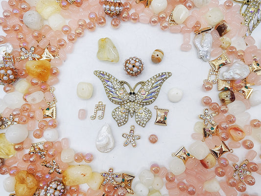 [Express] Giant Luxury: Dreamland