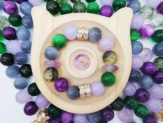 [Express] Hand Art: Emerald Moon